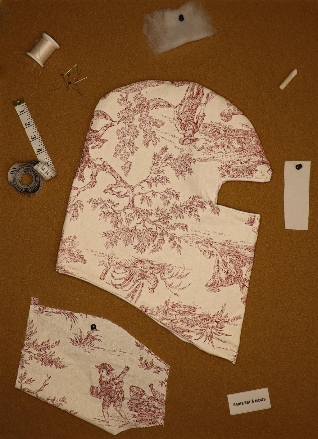 "LA CAGOULE" TOILE DE JOUY